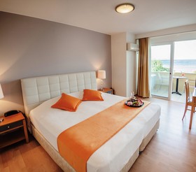 Faedra Beach Resort