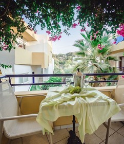 Faedra Beach Resort