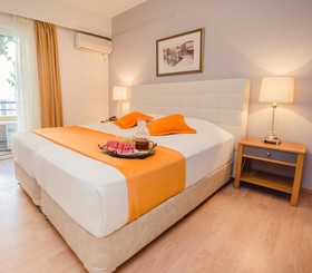 Faedra Beach Resort