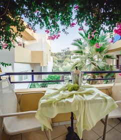 Faedra Beach Resort