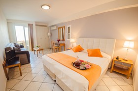 Faedra Beach Resort