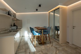 Lazar Lux Apartments