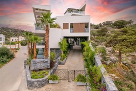 Lazar Lux Apartments