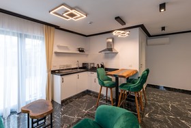 Lazar Lux Apartments