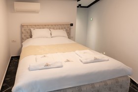 Lazar Lux Apartments