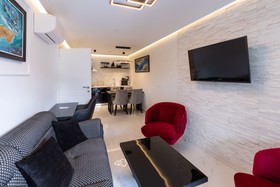 Lazar Lux Apartments