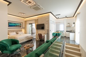 Lazar Lux Apartments