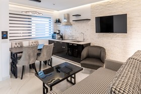 Lazar Lux Apartments