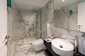 Lazar Lux Apartments