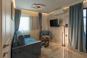 Lazar Lux Apartments