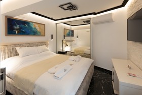 Lazar Lux Apartments