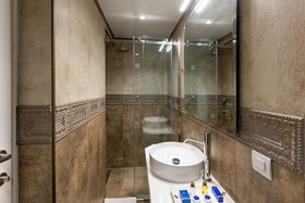 Lazar Lux Apartments