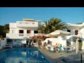 Manos Apartment