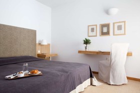 Minos Beach art Hotel