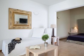 Minos Beach art Hotel