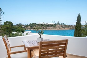 Minos Beach art Hotel