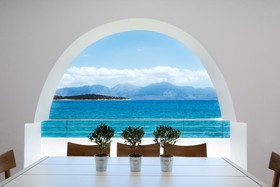 Minos Beach art Hotel