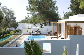 Minos Beach art Hotel