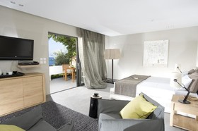 Minos Palace Hotel & Suites