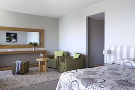 Minos Palace Hotel & Suites