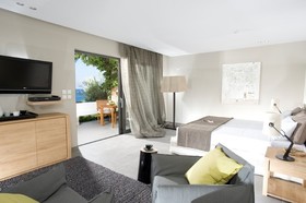 Minos Palace Hotel & Suites