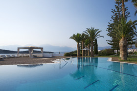 Minos Palace Hotel & Suites