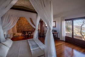 Villa Mirabello Suites