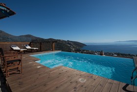 Villa Mirabello Suites
