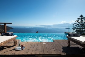Villa Mirabello Suites