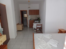 Argiro Studios And Apartments
