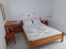 Argiro Studios And Apartments