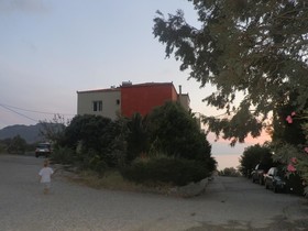 Atlas Studios & Apartments