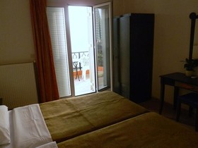 Atlas Studios & Apartments