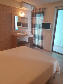 Minos Boutique Hotel