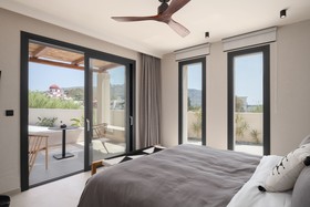 Kymani Boutique Hotel & Suites