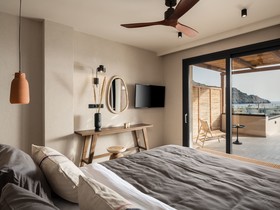 Kymani Boutique Hotel & Suites