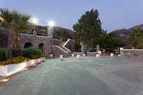 Rastoni Hotel
