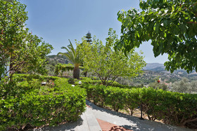 Rastoni Hotel