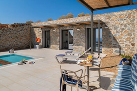 Varkotopi Eco Apts Villas