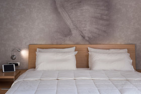 Icarus Hotel