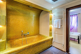 Luxury Villa in Kera