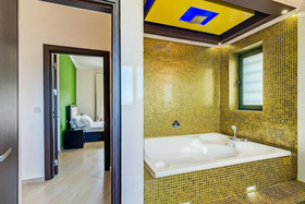 Luxury Villa in Kera