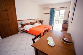 Niriides Hotel