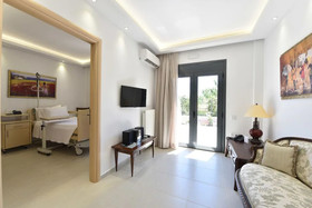 Alexander Amea Hotel