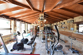 Alexander Amea Hotel