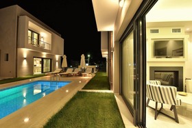 Alexander Suites