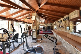 Alexander Suites