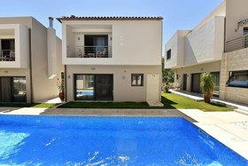 Alexander Suites