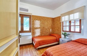 Karteros Hotel
