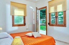 Karteros Hotel